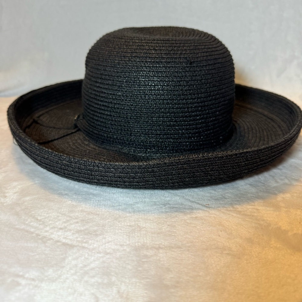 Betmar New York Vintage Black Rolled Brim Straw Sun Hat Resort Wear Retro